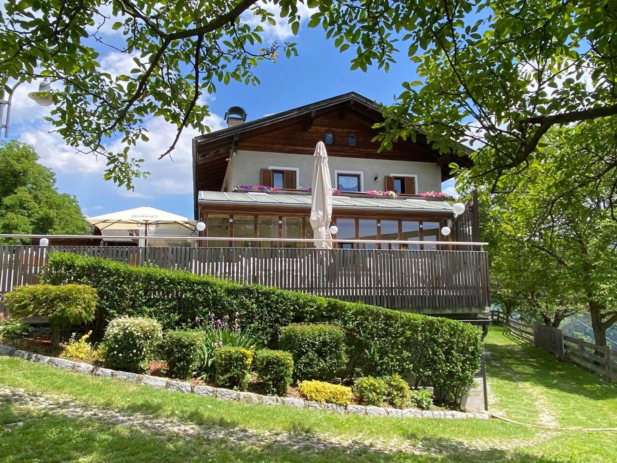 Sturmhof Hotell Klausen Exteriör bild